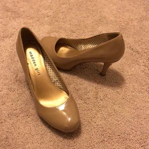 Madden Girl nude heels size 6